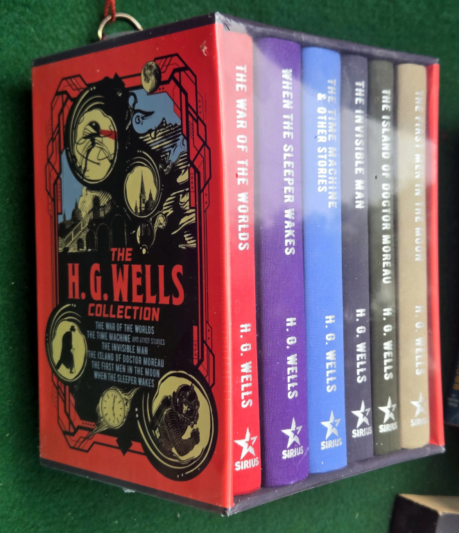 THE H. G. WELLS COLLECTION: DELUXE 6-BOOK HARDCOVER BOXED SET